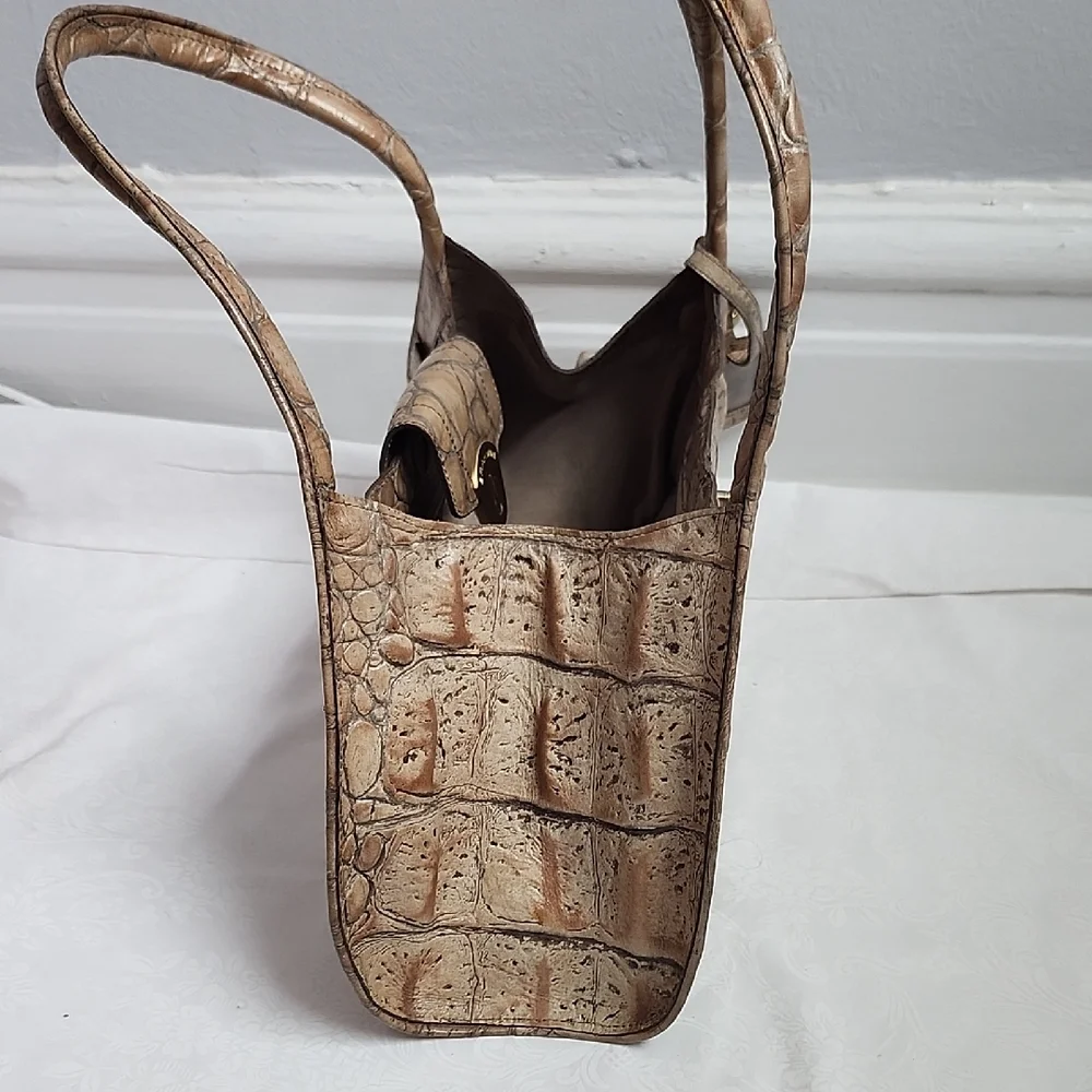 Brahmin Tan Croc-Embossed Leather Shoulder Bag with Goldtone Hardware Medium